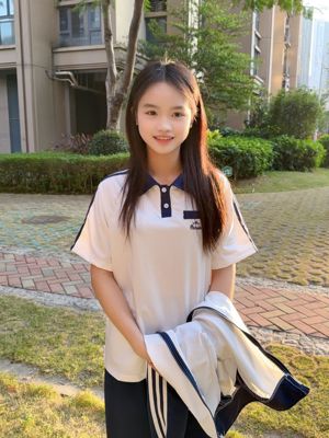广东美女高中生照片带微信联系方式