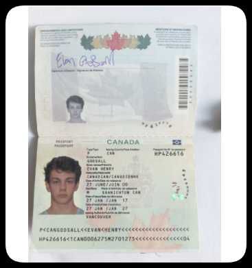 加拿大护照30个Thư mục mới